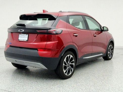 Used 2023 Chevrolet Bolt EUV Premier image 5