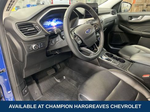 Used 2022 Ford Escape SEL w/ Technology Package AWD/4WD image 13