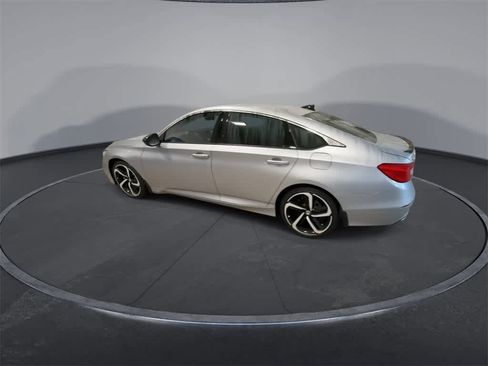 Used 2022 Honda Accord Sport image 6