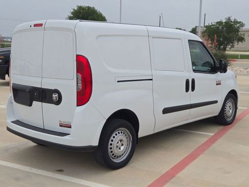Used 2022 RAM ProMaster City Tradesman FWD image 3
