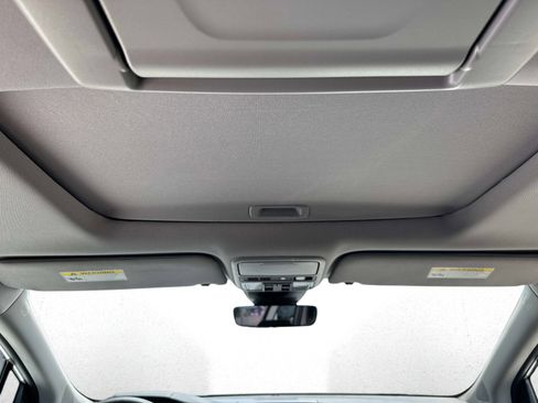 Used 2023 Honda Odyssey Touring image 18
