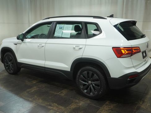 Used 2023 Volkswagen Taos S FWD image 2