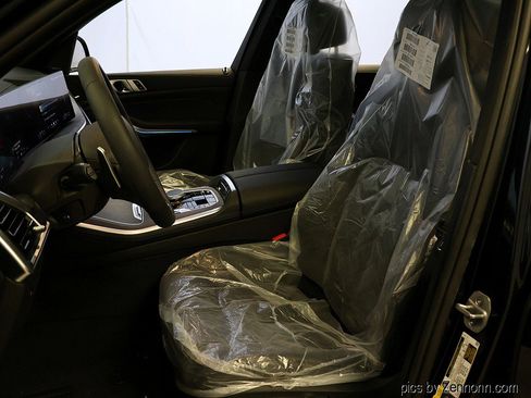 New 2026 BMW X5 xDrive50e w/ M Sport Package image 11