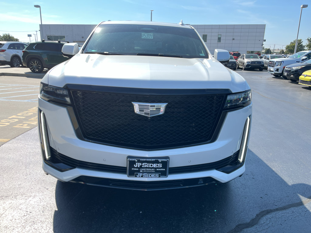 Used 2021 Cadillac Escalade Sport Platinum w/ LPO, ONYX Package AWD/4WD image 5