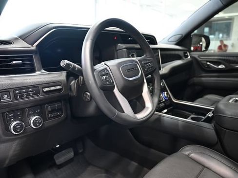 Used 2024 GMC Yukon Denali AWD/4WD image 23