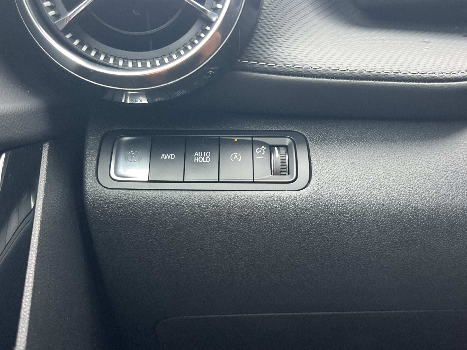 Used 2025 Chevrolet Equinox LT w/ Convenience Package II AWD/4WD image 11