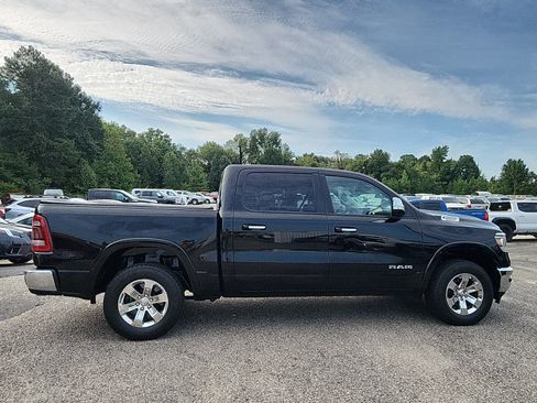 Used 2022 RAM 1500 Laramie AWD/4WD image 6