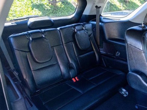 Used 2021 Ford Explorer Limited w/ Equipment Group 301A image 16