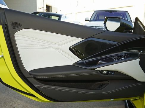 Used 2023 Chevrolet Corvette Z06 w/ Z07 Performance Package image 14