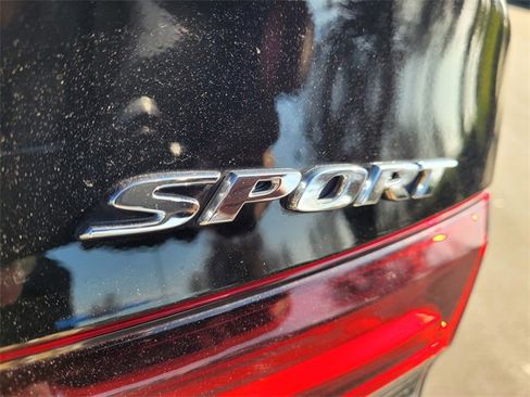 Certified 2025 Honda Civic Sport image 27
