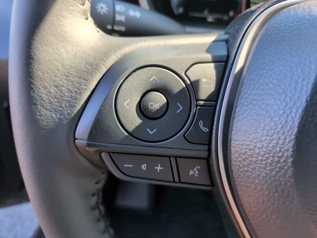 Used 2026 Toyota Corolla XSE FWD image 16