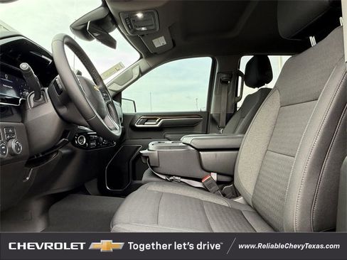Certified 2025 Chevrolet Silverado 1500 LT image 31