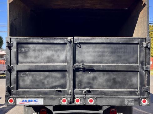 Used 2007 Chevrolet Kodiak C4500 2WD Regular Cab image 5