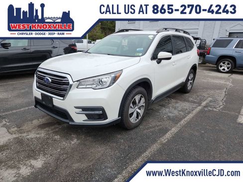 Used 2021 Subaru Ascent Premium w/ Convenience Package image 1