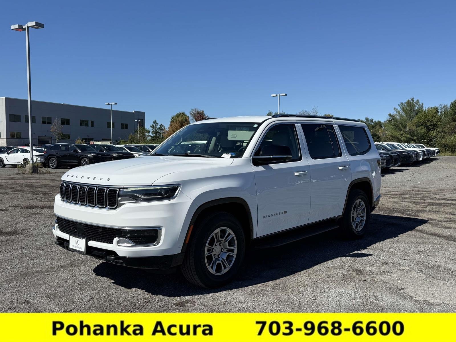 Used 2024 Jeep Wagoneer 4WD w/ Convenience Group I image 5