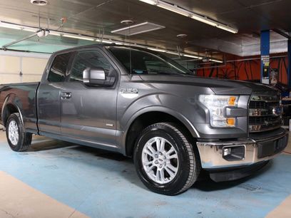 Used 2016 Ford F150 Lariat w/ Equipment Group 501A Mid