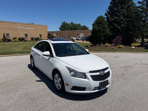 Used 2014 Chevrolet Cruze LT w/ All-Star Edition FWD image 6