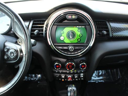 Used 2019 MINI Cooper S w/ Storage Package FWD image 28