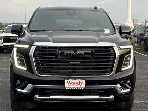 New 2026 GMC Yukon XL Elevation w/ Elevation Premium Package AWD/4WD image 4