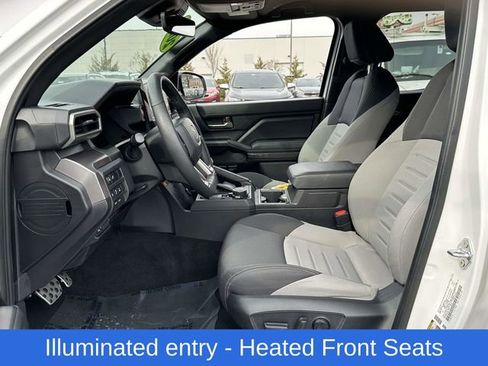 Used 2024 Toyota Tacoma TRD Sport w/ TRD Sport Upgrade Package image 16