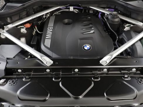 New 2026 BMW X7 xDrive40i AWD/4WD image 25