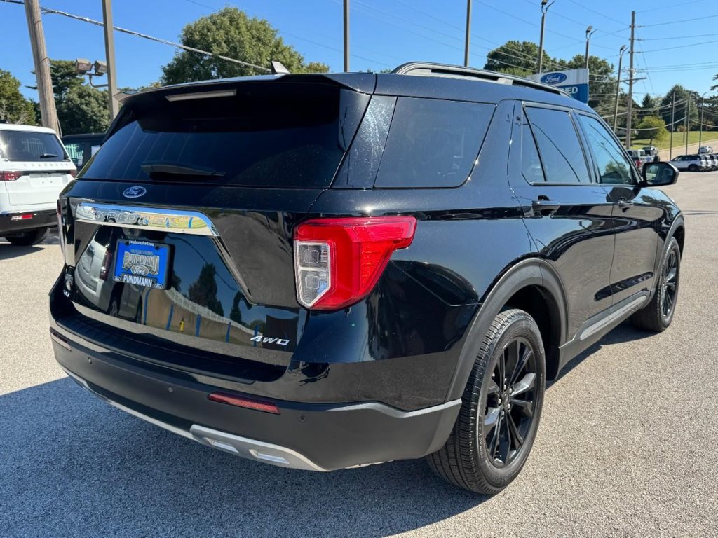 Certified 2023 Ford Explorer XLT w/ Equipment Group 202A AWD/4WD image 3