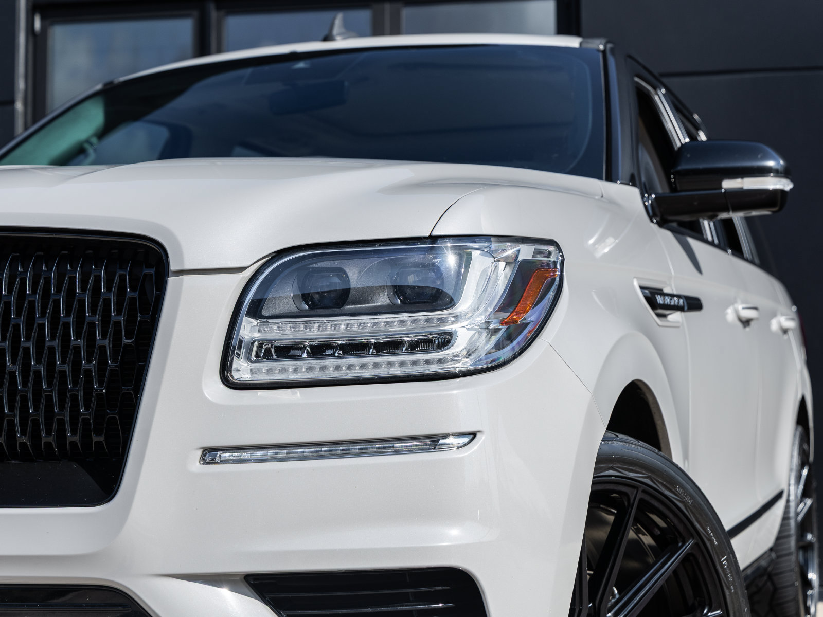 Used 2021 Lincoln Navigator Reserve w/ Luxury Package RWD image 14