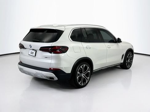 Used 2024 BMW X5 xDrive40i w/ Premium Package AWD/4WD image 5