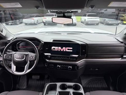 Used 2025 GMC Sierra 2500 SLE w/ SLE Convenience Package image 14