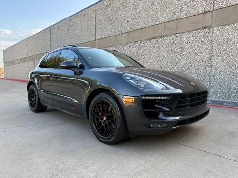 Used 2017 Porsche Macan GTS AWD/4WD image 8