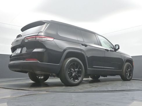 Used 2024 Jeep Grand Cherokee L Laredo AWD/4WD image 53