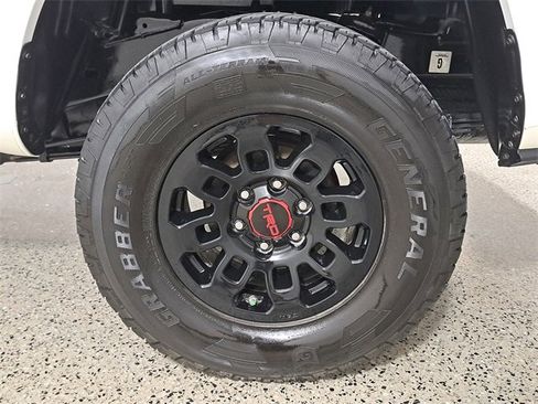 Used 2021 Toyota Tacoma SR image 8