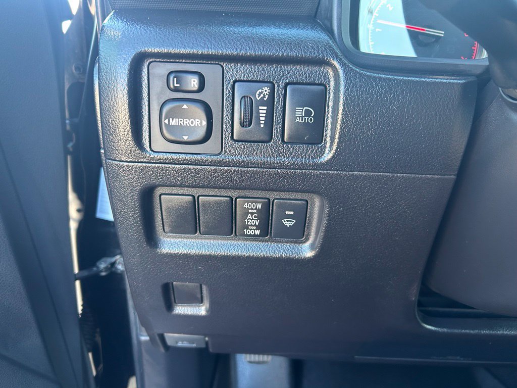 Used 2024 Toyota 4Runner TRD Off-Road Premium AWD/4WD image 25