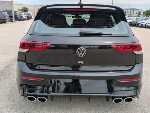 Used 2026 Volkswagen Golf AWD/4WD image 6
