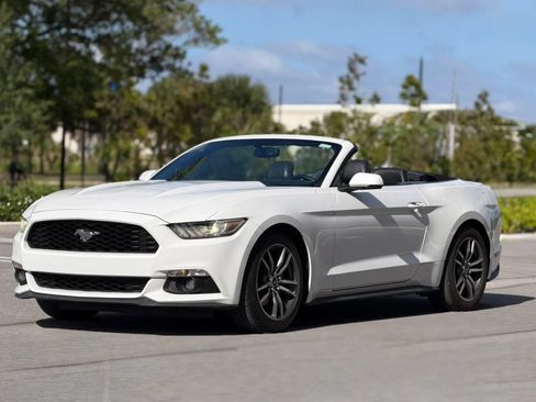 Used 2016 Ford Mustang Premium RWD image 11