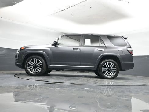 Used 2018 Toyota 4Runner Limited image 36