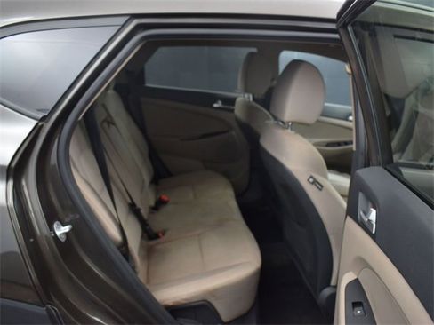 Used 2019 Hyundai Tucson SEL image 20