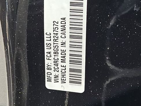 New 2026 Chrysler Pacifica Select image 27