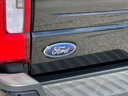 New 2026 Ford F450 Platinum w/ FX4 Off-Road Package AWD/4WD image 26