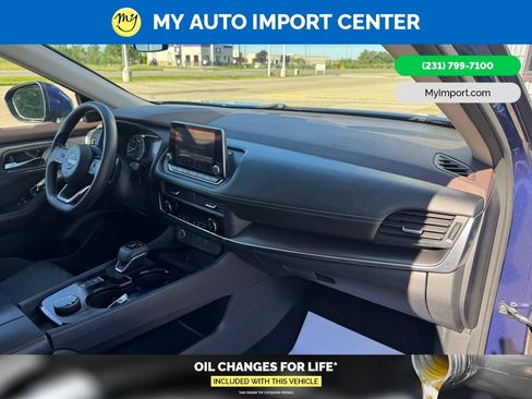 Used 2023 Nissan Rogue SV AWD/4WD image 35