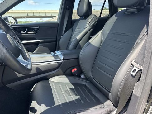Used 2026 Mercedes-Benz GLC 300 image 15