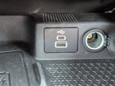 Used 2023 Ford Bronco Sport Outer Banks w/ Tech Package AWD/4WD image 23