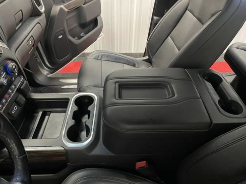 Used 2020 Chevrolet Silverado 1500 LT Trail Boss AWD/4WD image 33