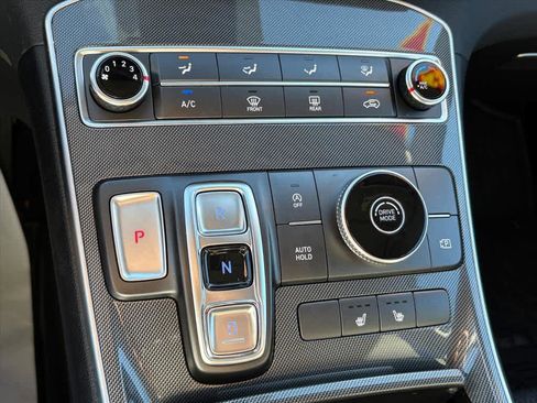 Used 2022 Hyundai Santa Fe SEL image 16