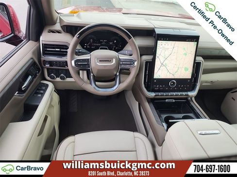 Used 2025 GMC Yukon XL Denali w/ Denali Reserve Package image 11