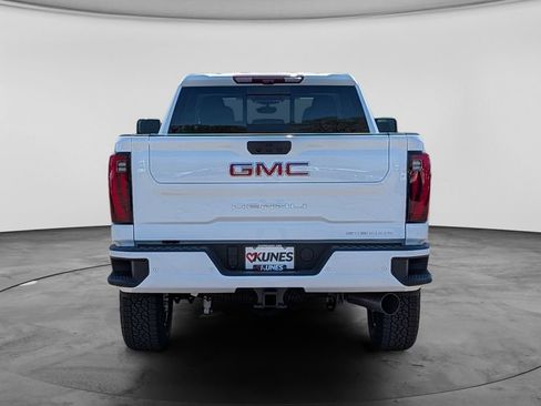 New 2026 GMC Sierra 3500 Denali w/ Denali Reserve Package AWD/4WD image 13