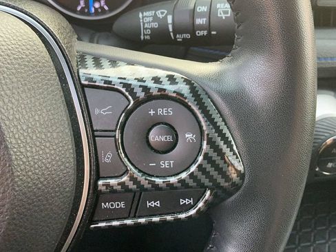 Used 2022 Toyota RAV4 SE w/ Convenience Package AWD/4WD image 19