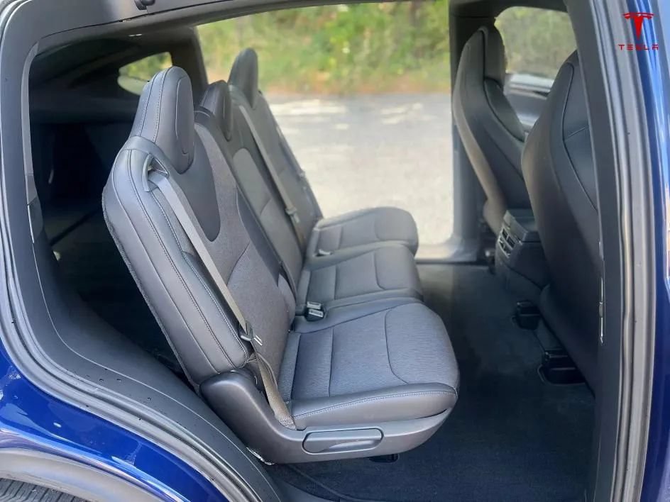 Used 2019 Tesla Model X 75D AWD/4WD image 14