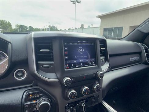 Used 2021 RAM 1500 Big Horn AWD/4WD image 14