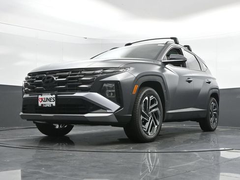 Used 2025 Hyundai Tucson Limited AWD/4WD image 50